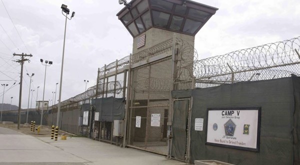 http://www.kricom.id/gambar/berita/2015/09/guantanamo-600x330.jpg