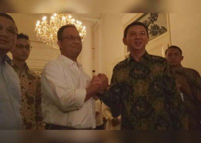 http://www.kricom.id/gambar/berita/2018/01/Anies-Ahok-39594-400x286.jpg