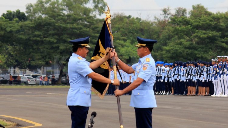 FOTO: Sertijab KSAU Marsekal TNI Yuyu Sutisna