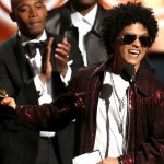 Wow! Bruno Mars Sabet Lima Penghargaan Grammy Awards 2018