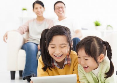 https://www.kricom.id/gambar/berita/2018/10/anak-nonton-film-48701-400x286.jpg